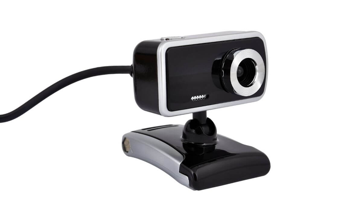 Panasonic g85 as a webcam featured image